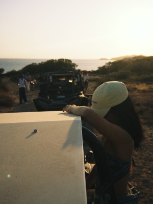 b_0006.jpg
