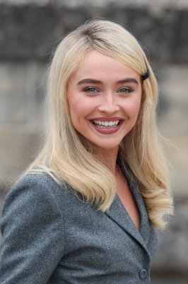 s_0121.jpg