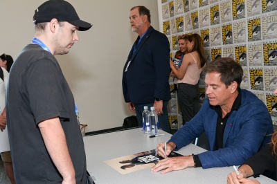 661055841_2226883156-ncis-tony-ziva-fan-signing-_l.jpg