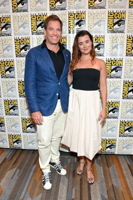 661665941_2226877936-ncis-tony-ziva-press-room-_l.jpg